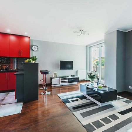 P&O Serviced Apartments Wawrzyszewska ワルシャワ エクステリア 写真