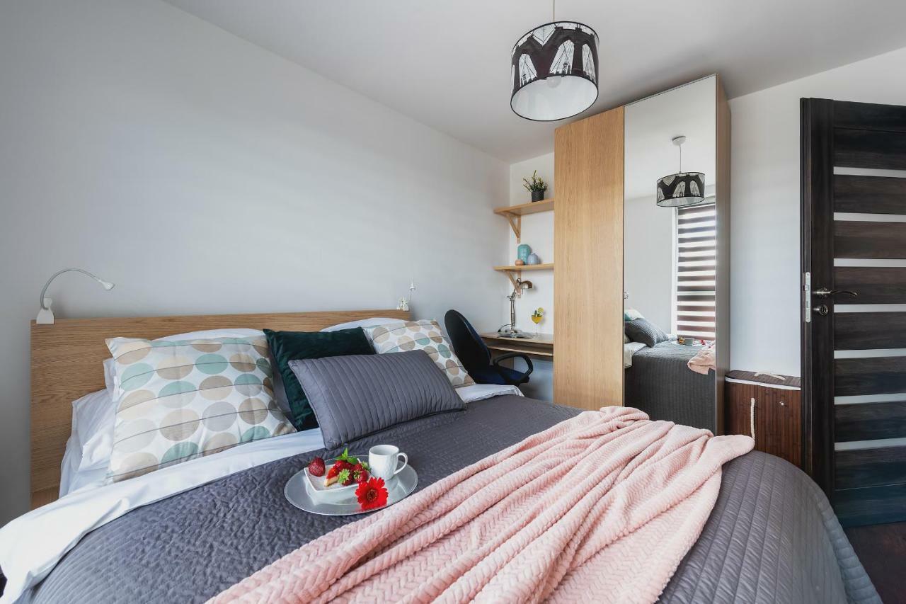 P&O Serviced Apartments Wawrzyszewska ワルシャワ エクステリア 写真