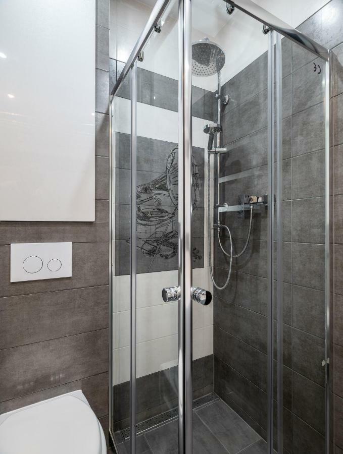 P&O Serviced Apartments Wawrzyszewska ワルシャワ エクステリア 写真